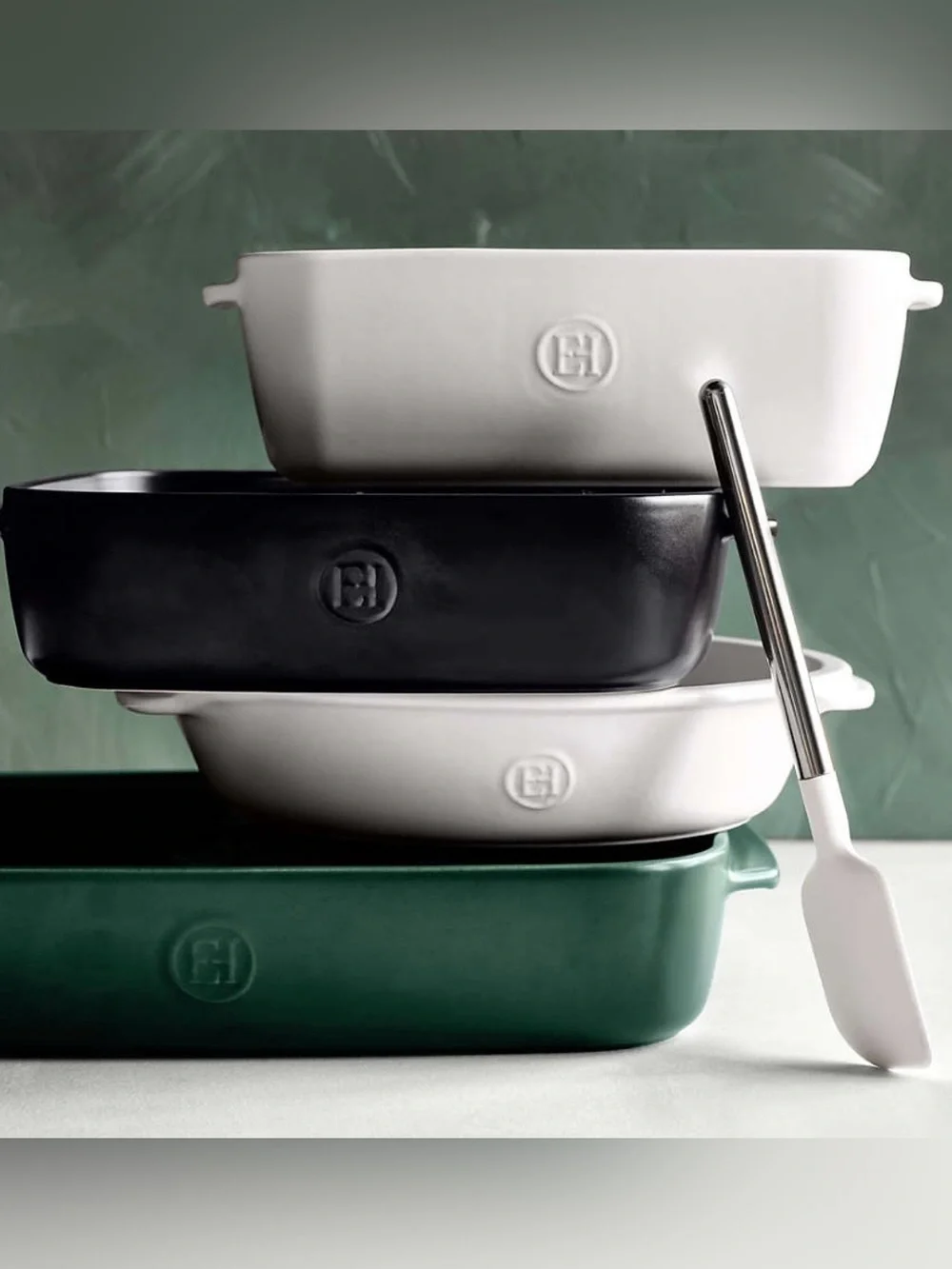 New! 🇫🇷✨🇫🇷Crate&Barrel x Emile Henry Ceramic Rectangular Baking Dish 9”x13”